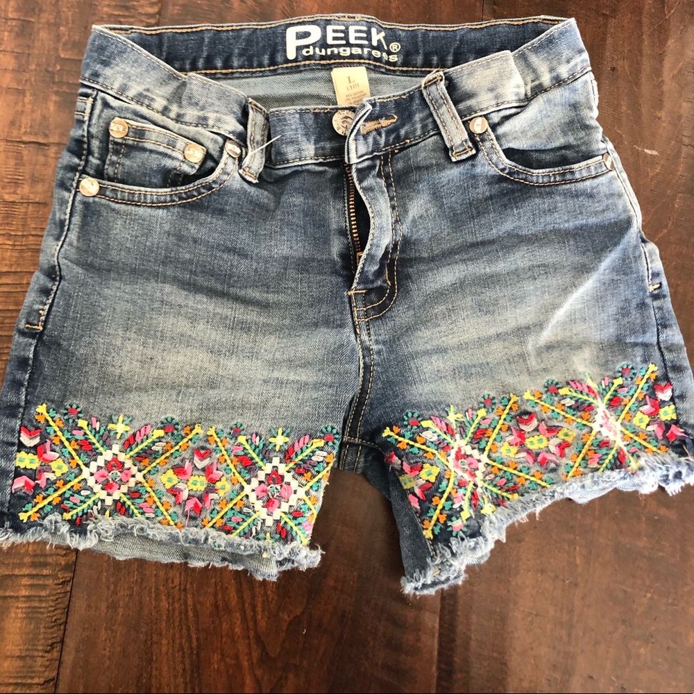 PEEK Girls Embroidered Shorts